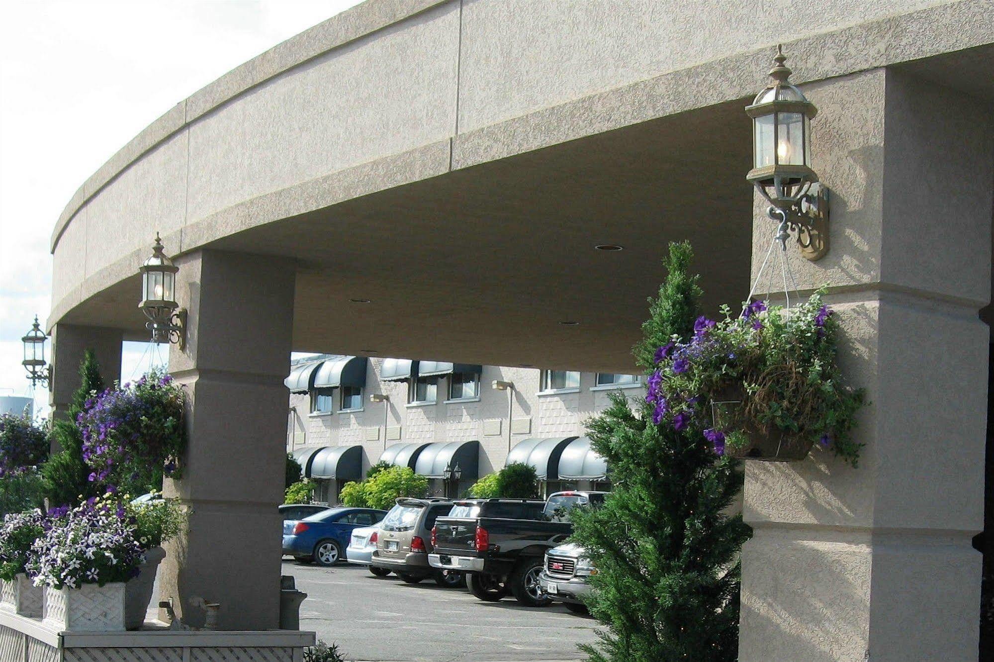 Ambassador Hotel Sudbury Exterior photo